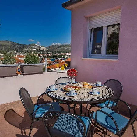 Zajc Apartmán *